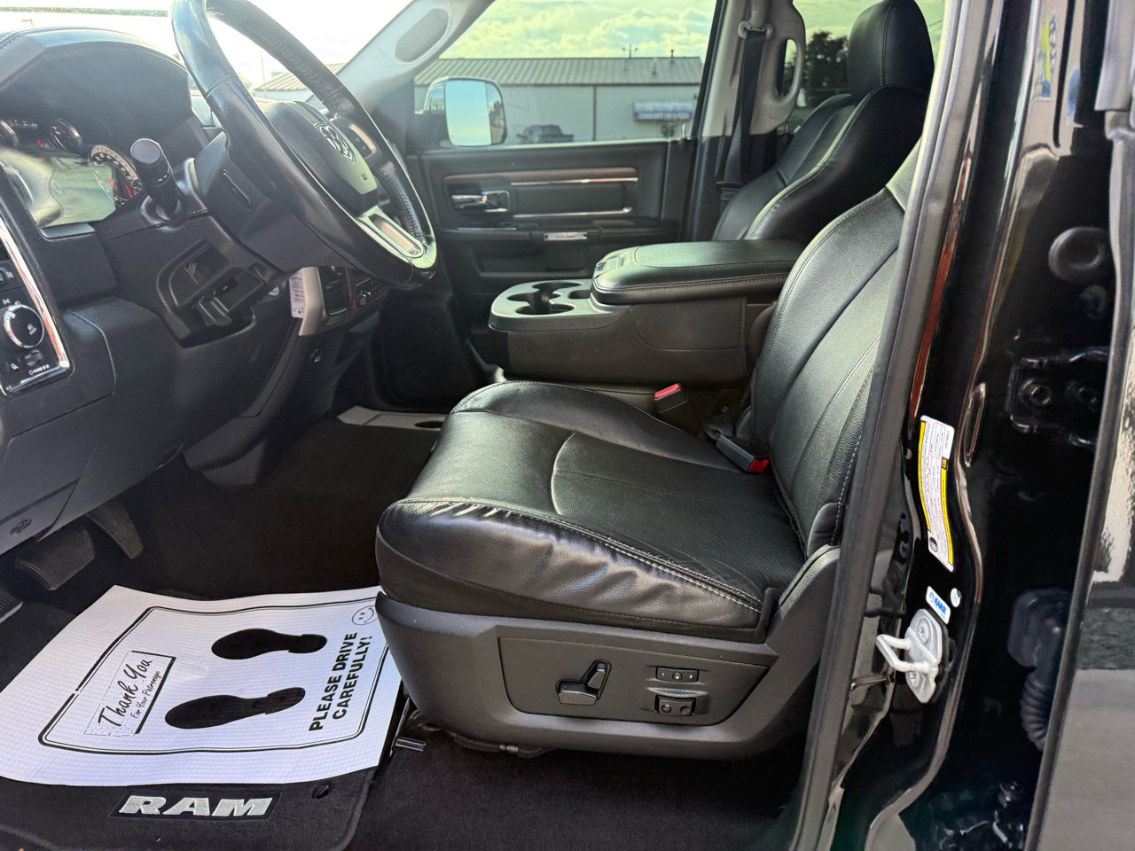 Used 2018 RAM 2500 Laramie image 11