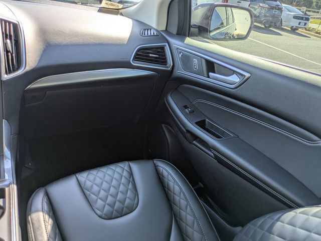 Certified 2024 Ford Edge Titanium AWD/4WD image 17