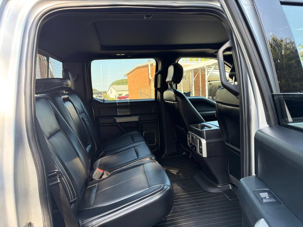 Used 2019 Ford F150 Lariat w/ Equipment Group 502A Luxury AWD/4WD image 9
