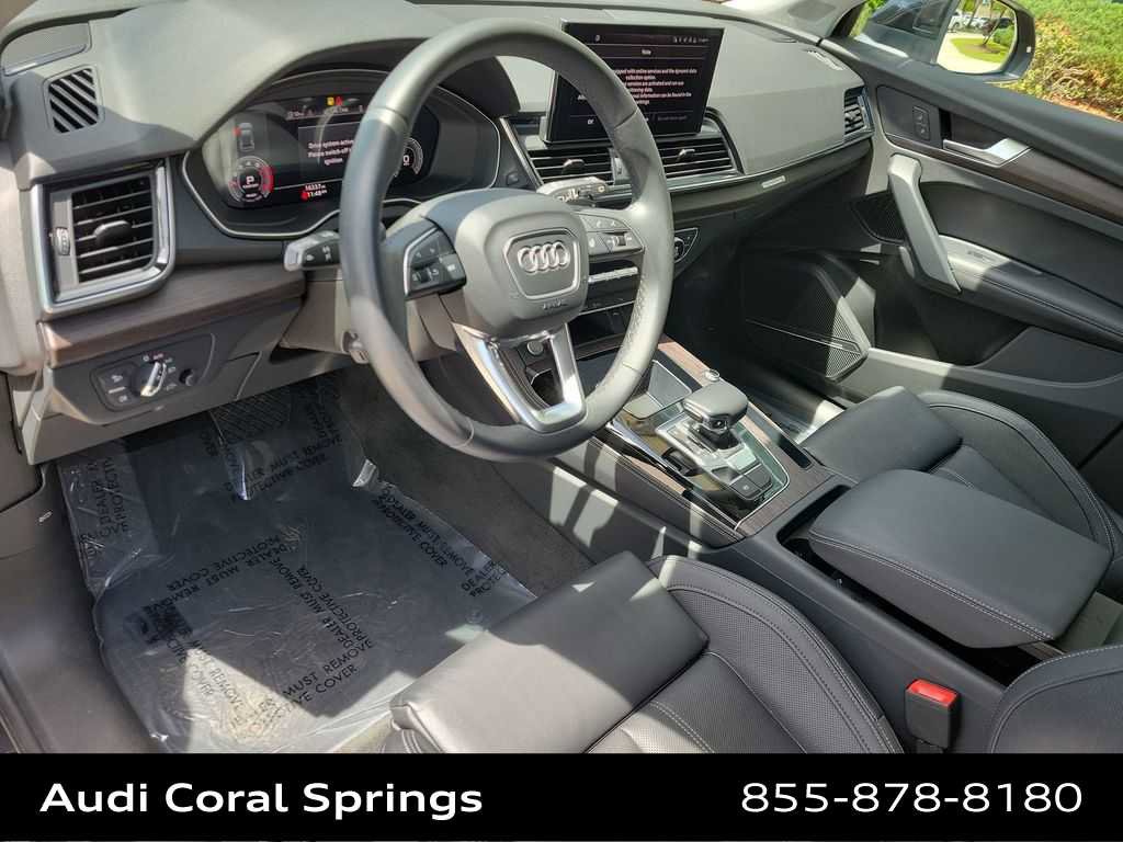 Certified 2023 Audi Q5 2.0T Premium Plus w/ Premium Plus Package AWD/4WD image 10