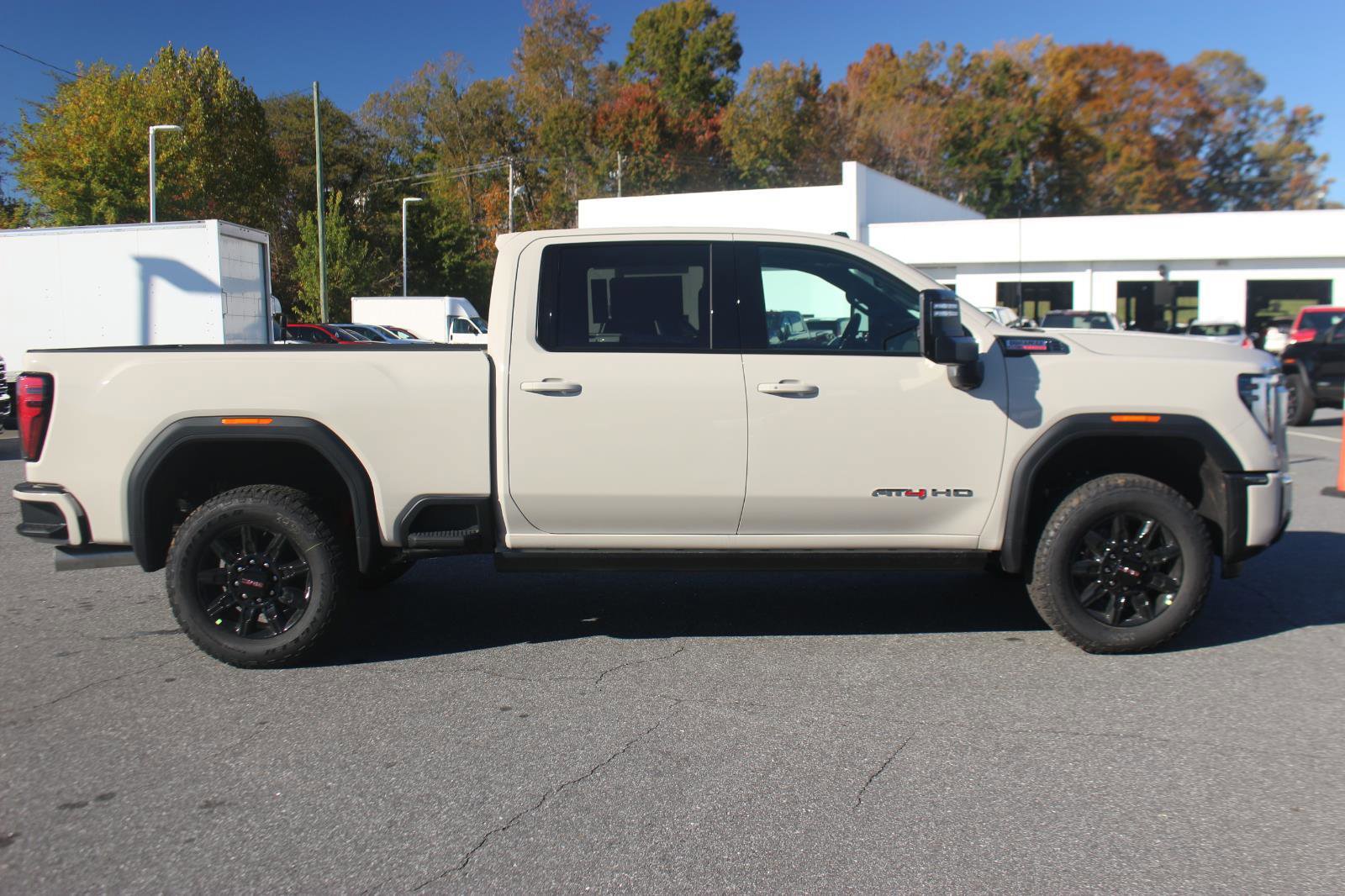 New 2026 GMC Sierra 3500 AT4 w/ AT4 Premium Plus Package image 8