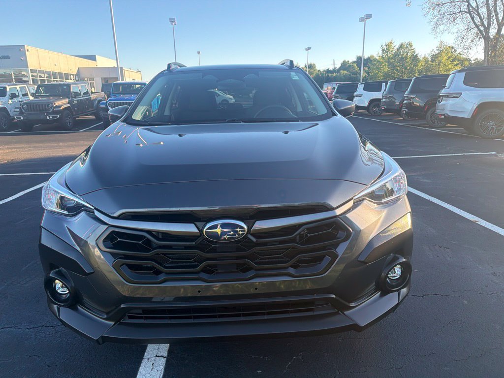 Used 2025 Subaru Crosstrek 2.5i Premium AWD/4WD image 3