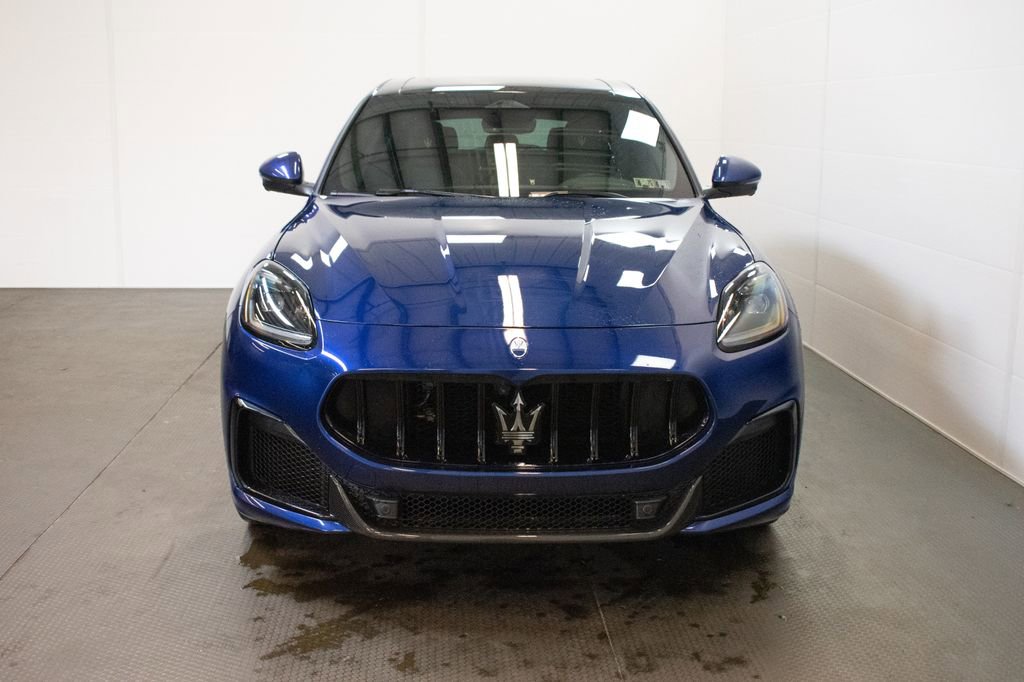 Used 2024 Maserati Grecale Trofeo AWD/4WD image 2