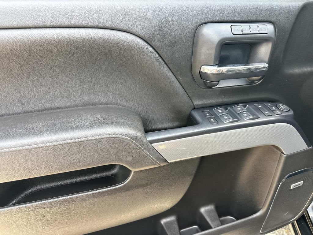 Used 2018 Chevrolet Silverado 2500 LTZ w/ Vortec Plus Package AWD/4WD image 13