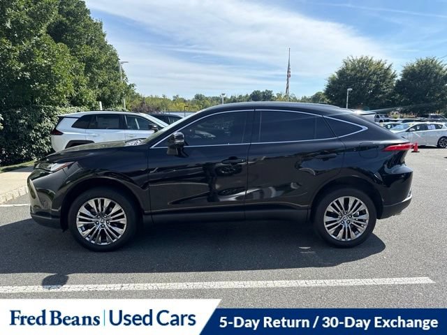 Used 2024 Toyota Venza XLE AWD/4WD image 18