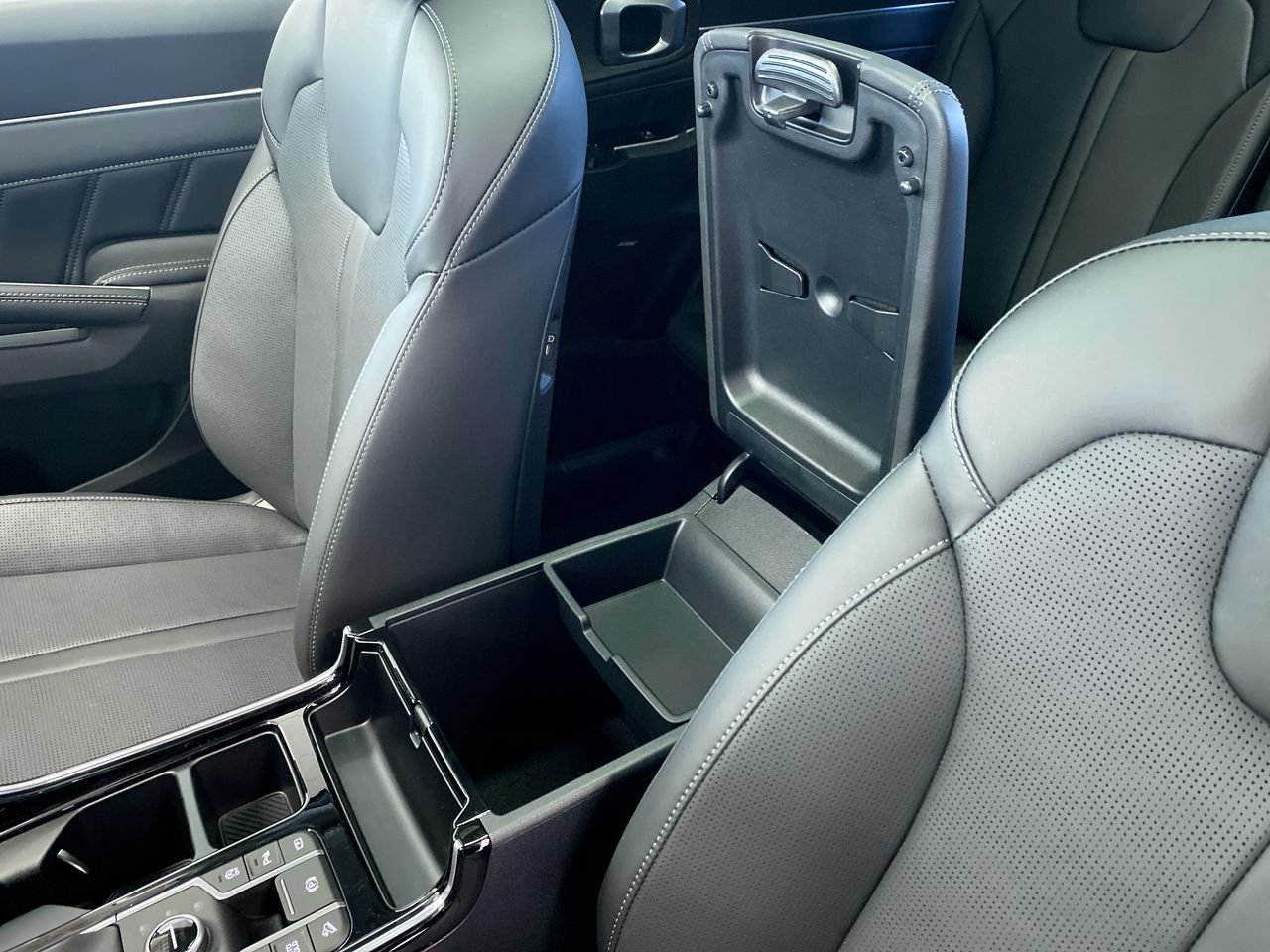 New 2026 Kia Sorento SX AWD/4WD image 29