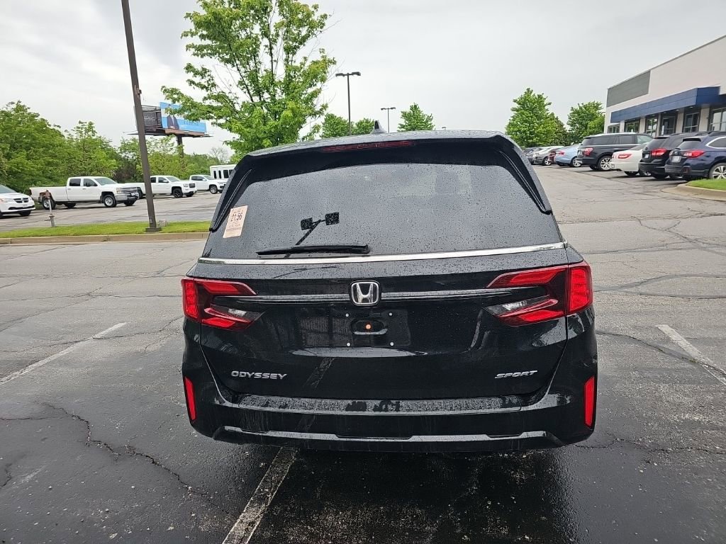 Used 2025 Honda Odyssey Sport-L image 6