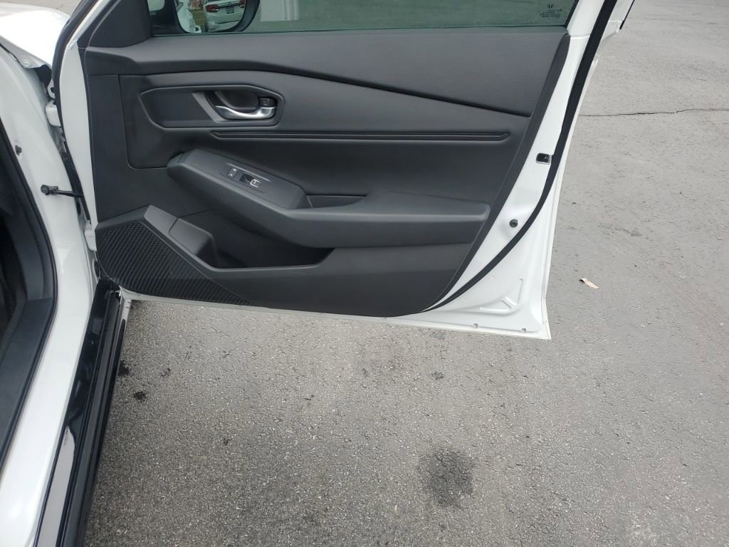 Certified 2023 Honda Accord EX-L image 31