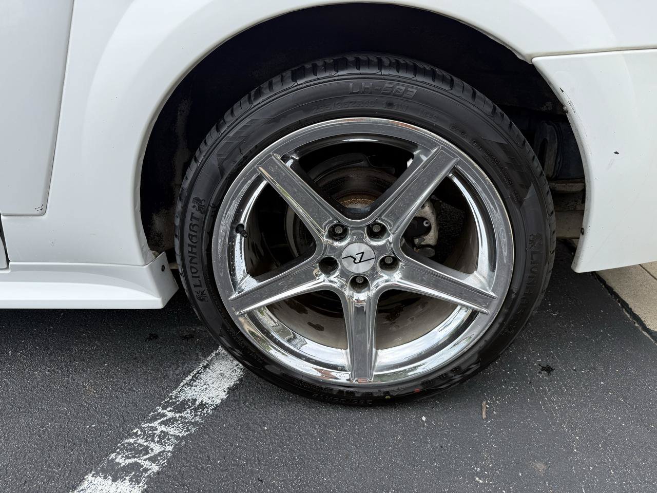 Used 2001 Ford Mustang GT RWD image 18