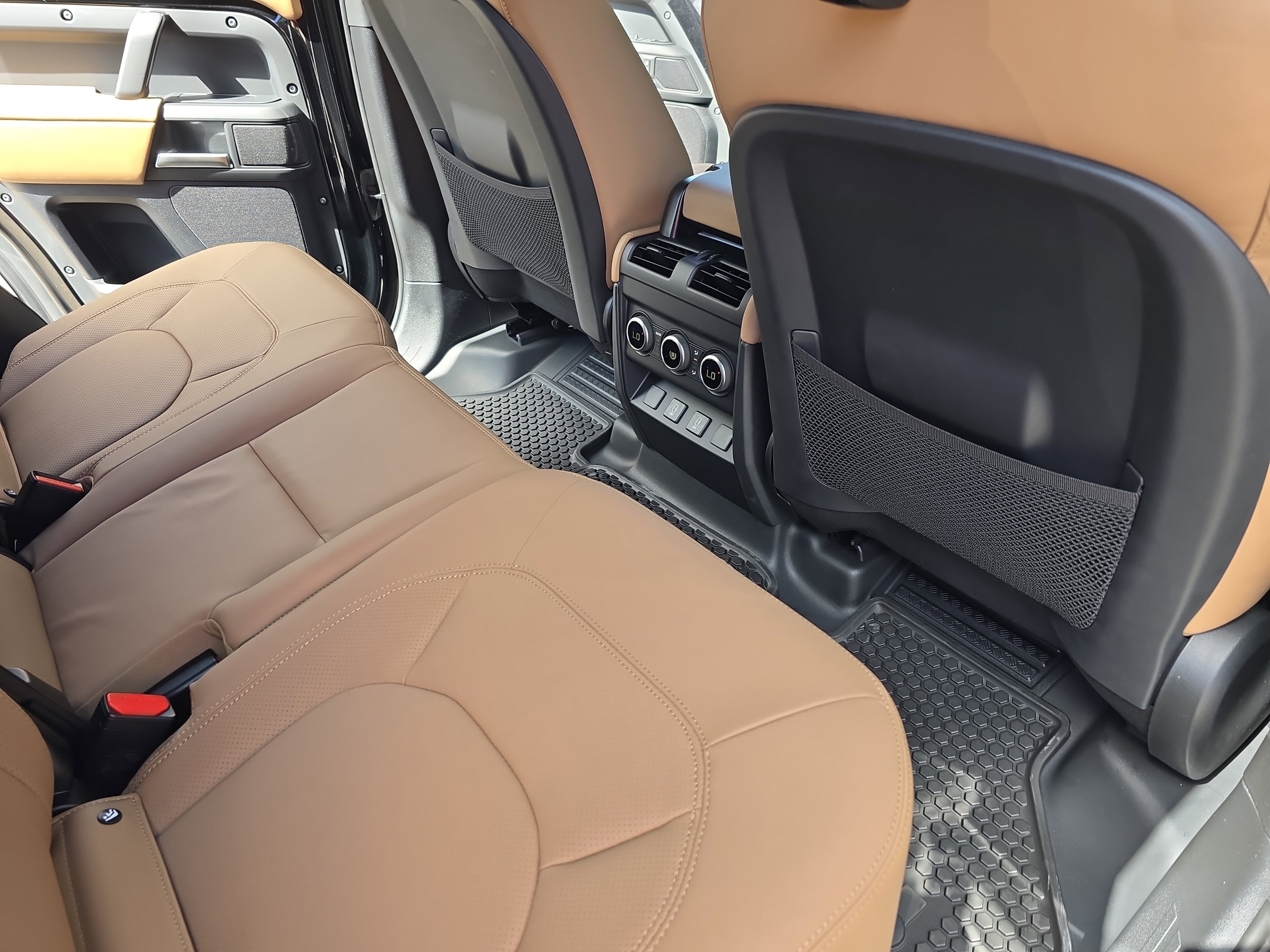 New 2026 Land Rover Defender 110 S image 11