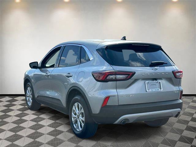 Used 2024 Ford Escape Active w/ Tech Pack #2 AWD/4WD image 5