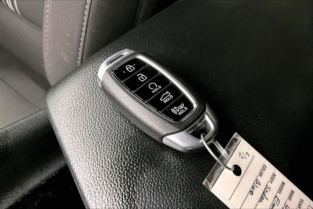 Used 2023 Hyundai Elantra SEL w/ Convenience Package image 13