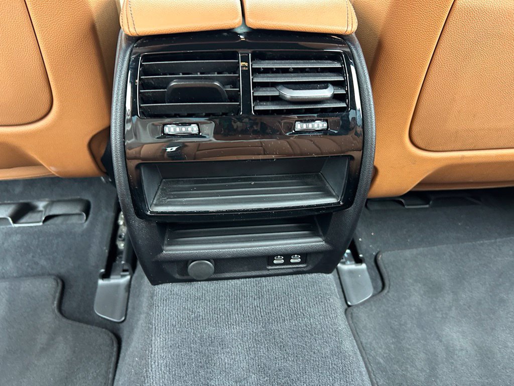 Used 2023 BMW 530e w/ M Sport Package RWD image 51