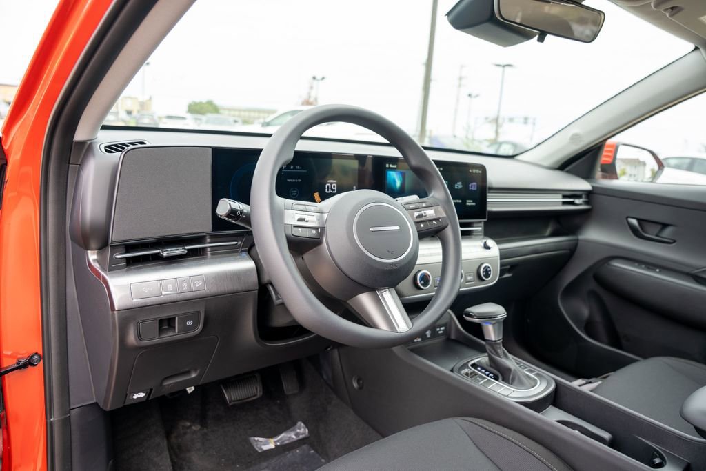 New 2026 Hyundai Kona SE image 18