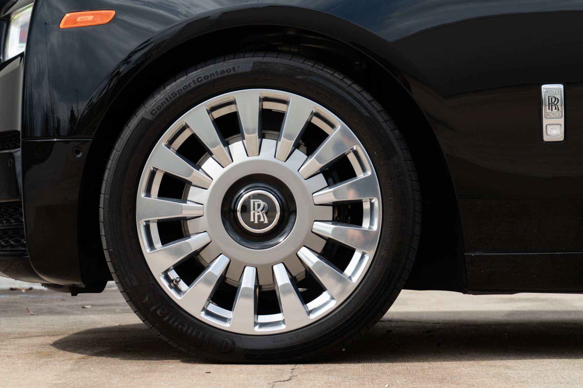 Used 2022 Rolls-Royce Phantom Extended Wheelbase image 43