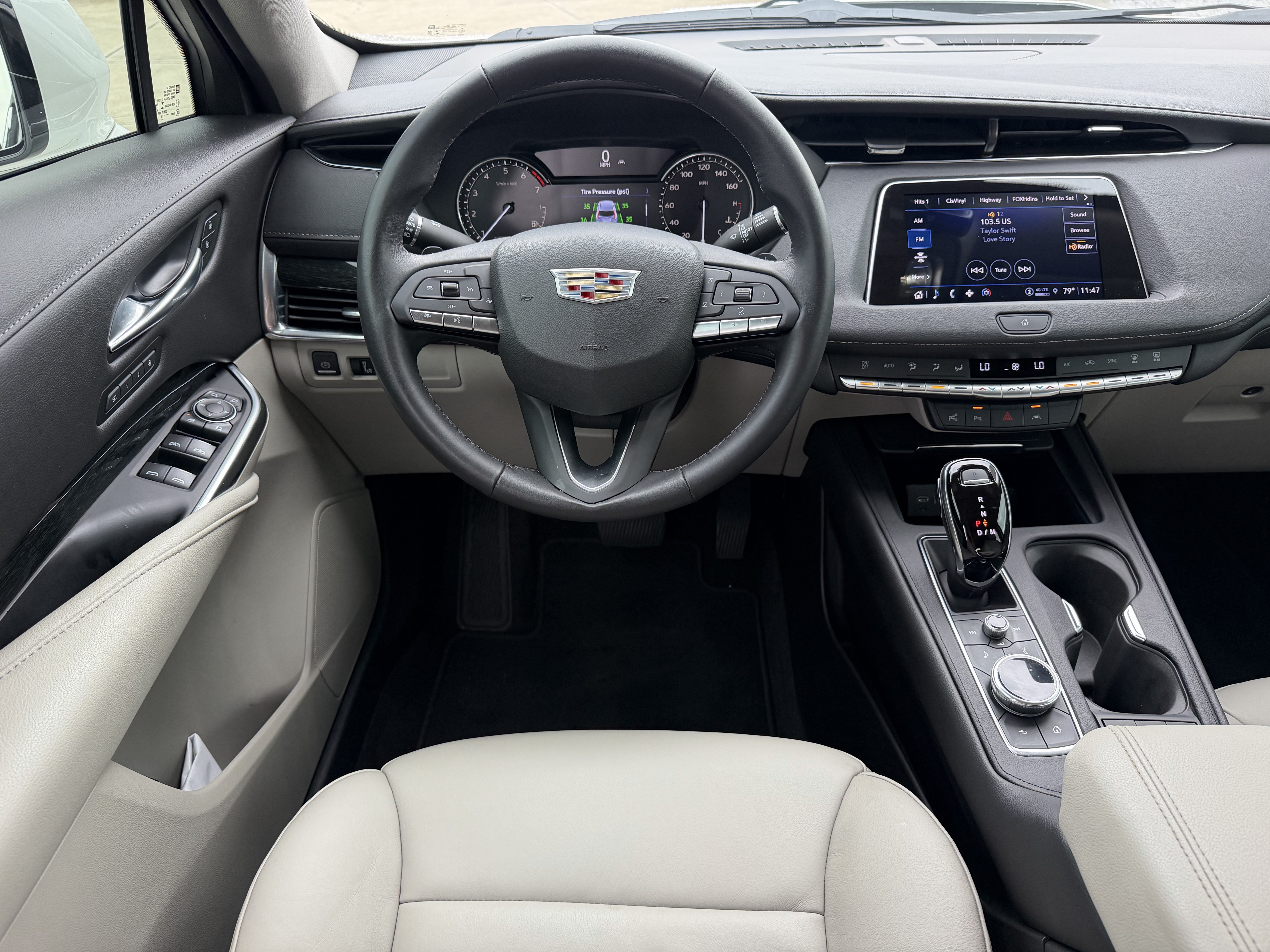 Certified 2022 Cadillac XT4 Premium Luxury w/ Enhanced Visibility Package FWD image 15