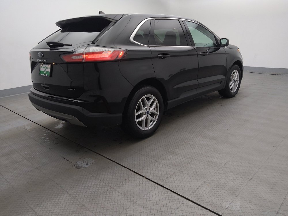 Used 2023 Ford Edge SEL image 10