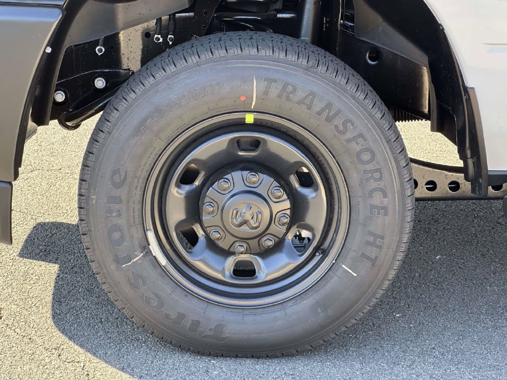 New 2027 RAM 2500 Tradesman AWD/4WD image 12