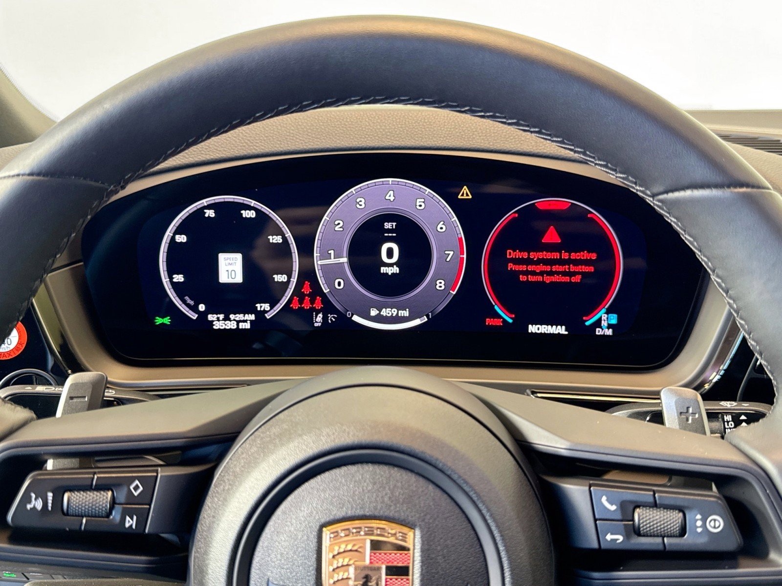 Used 2025 Porsche Cayenne image 14