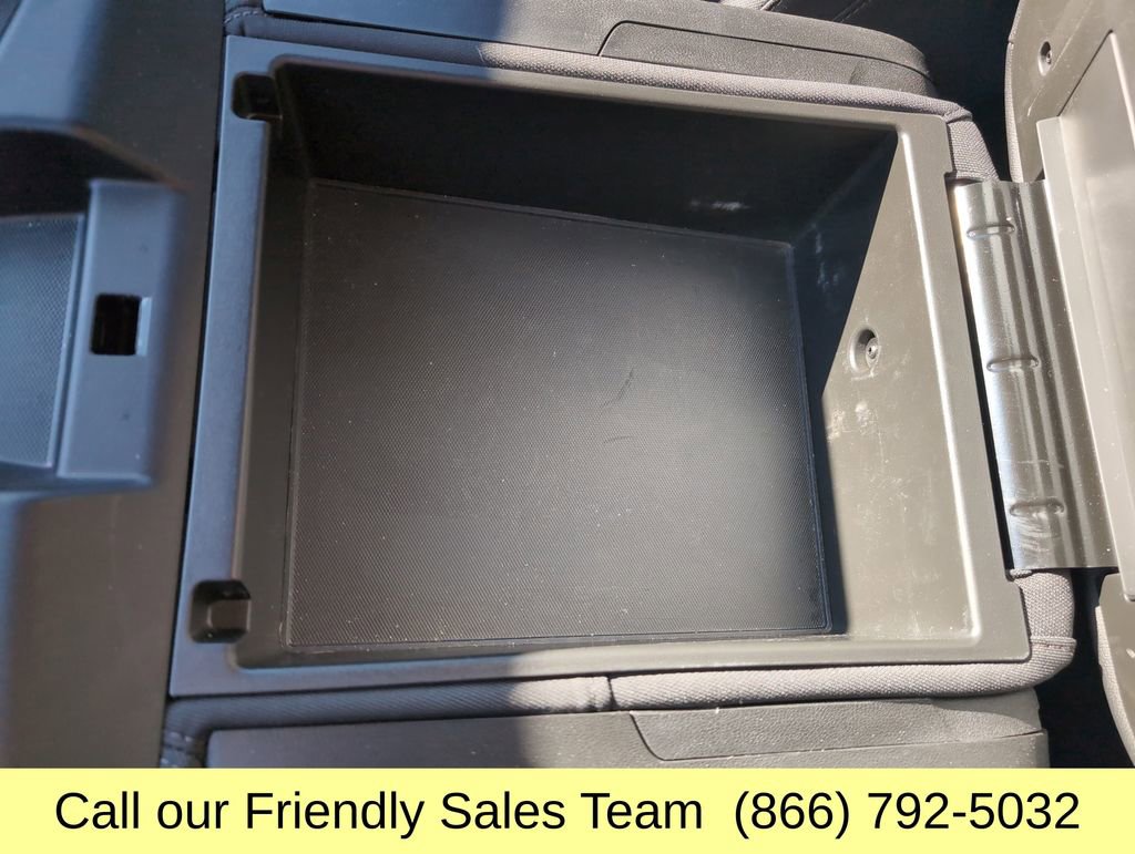 Used 2024 Chevrolet Silverado 1500 LT image 28