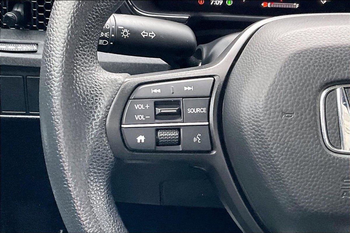 Used 2024 Honda CR-V EX image 16