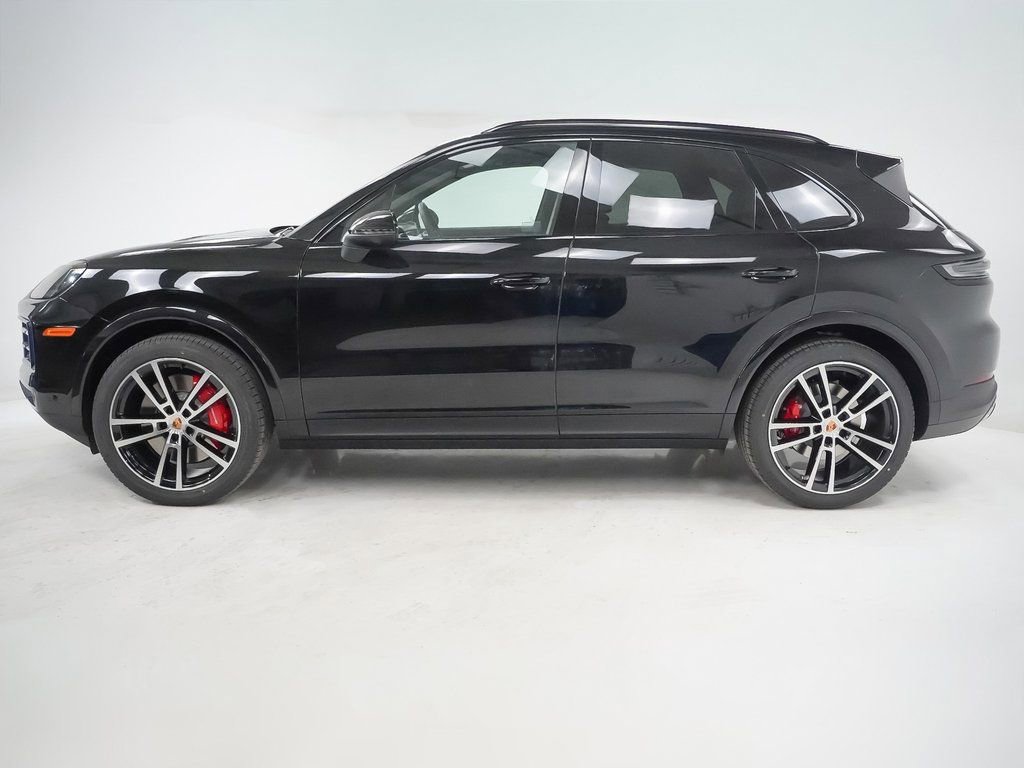 New 2026 Porsche Cayenne S image 2