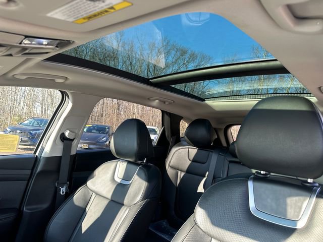 Used 2025 Hyundai Tucson Limited image 38