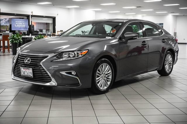 Used 2017 Lexus ES 350 FWD image 3