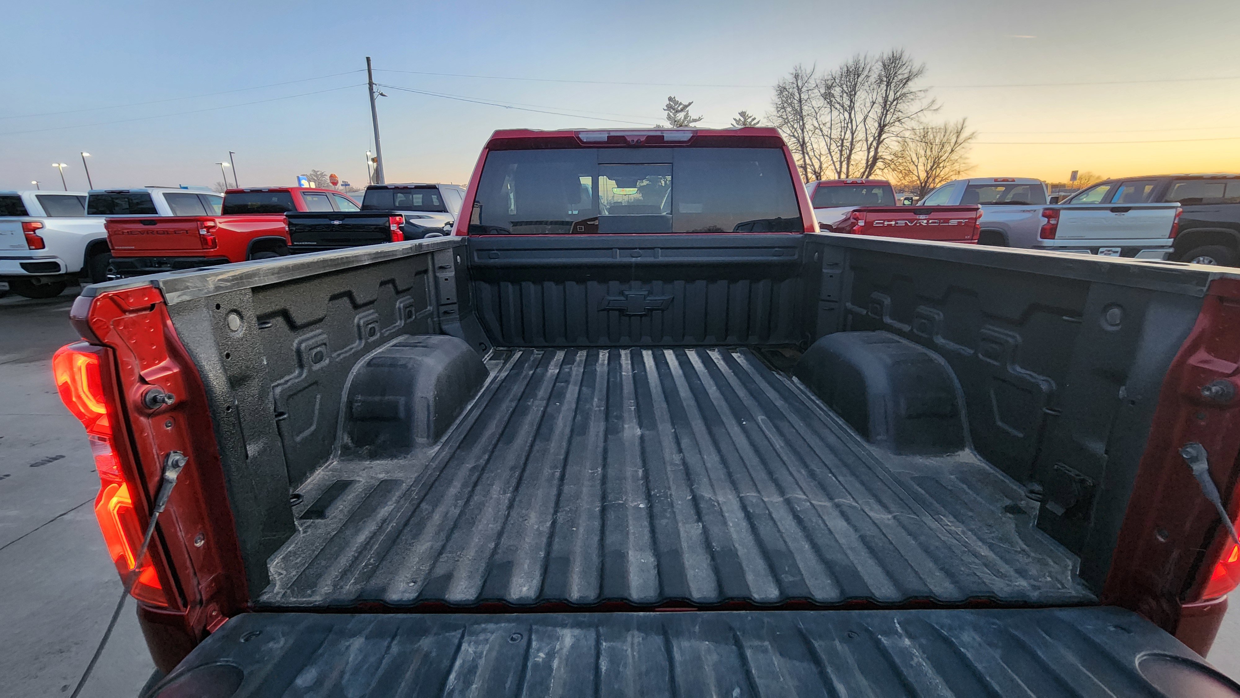 Certified 2025 Chevrolet Silverado 1500 High Country w/ Technology Package image 7