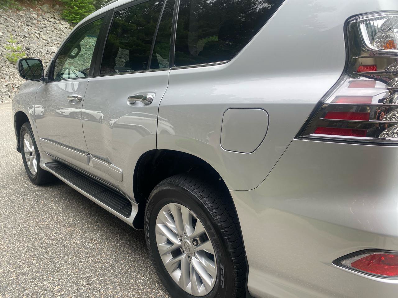 Used 2019 Lexus GX 460 Premium AWD/4WD image 40