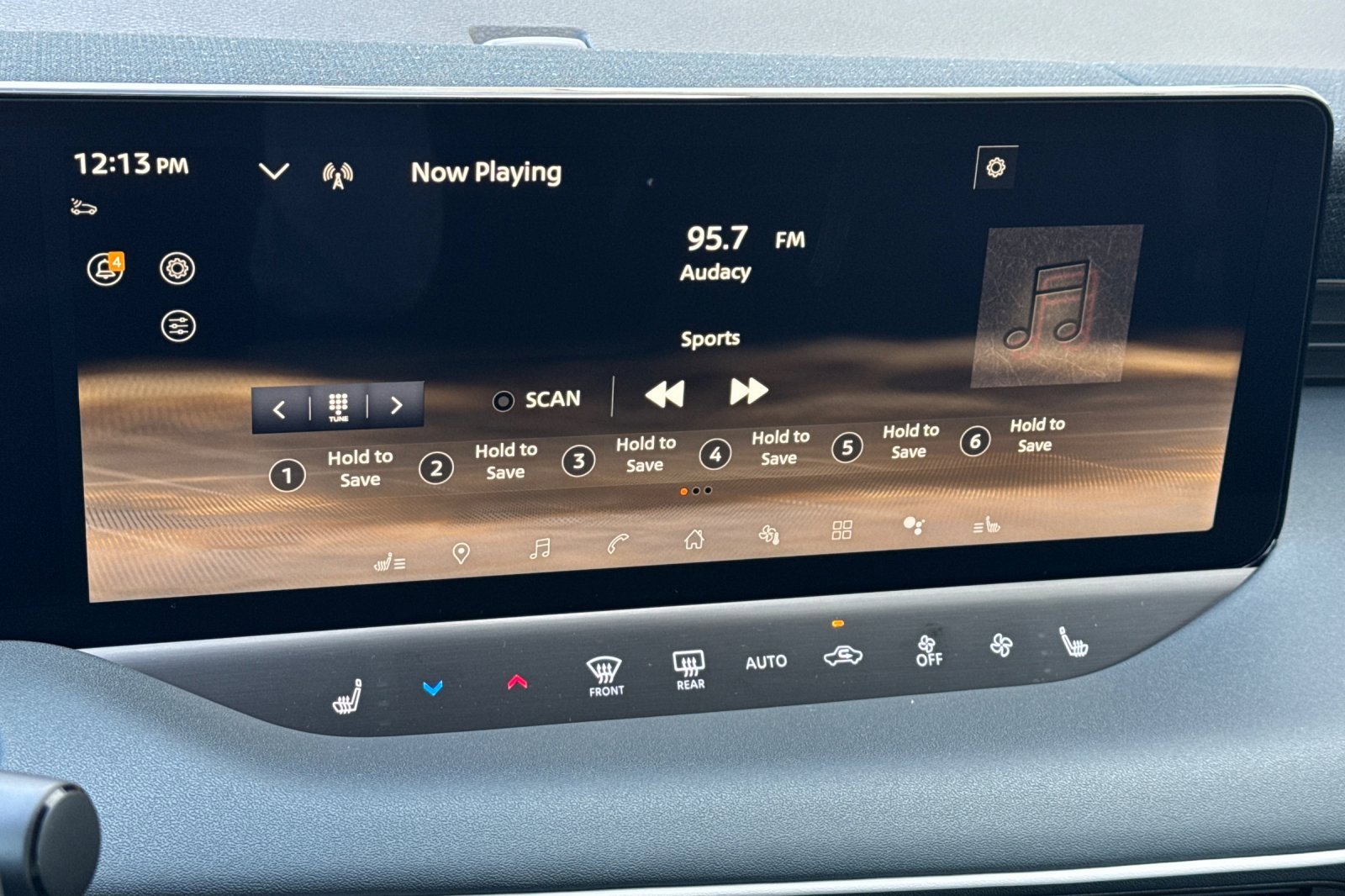 New 2026 Nissan Leaf SV+ w/ Floor Mat Package (SV+) image 15