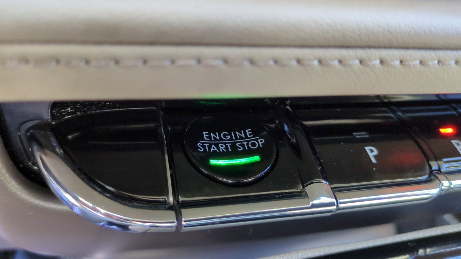 Used 2023 Lincoln Nautilus Reserve image 28