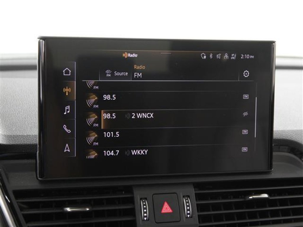 Used 2022 Audi Q5 2.0T Premium w/ Convenience Package image 10