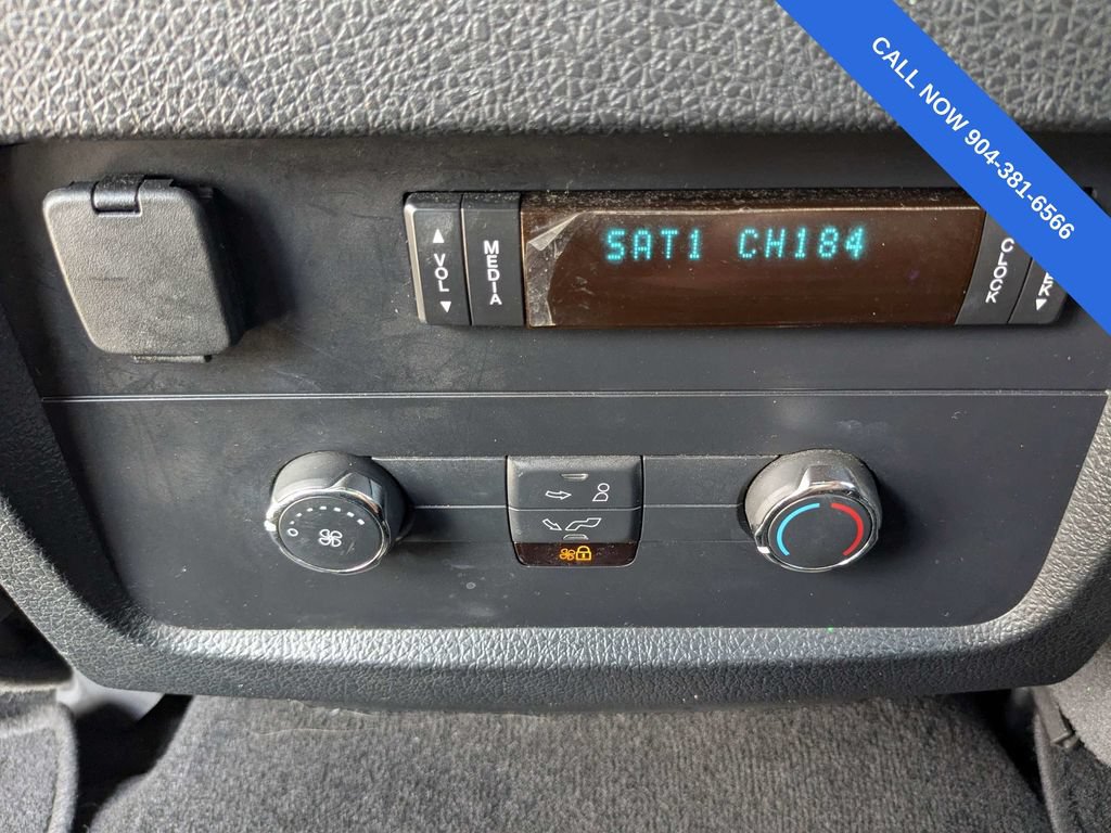 Used 2017 Ford Expedition XLT RWD image 14