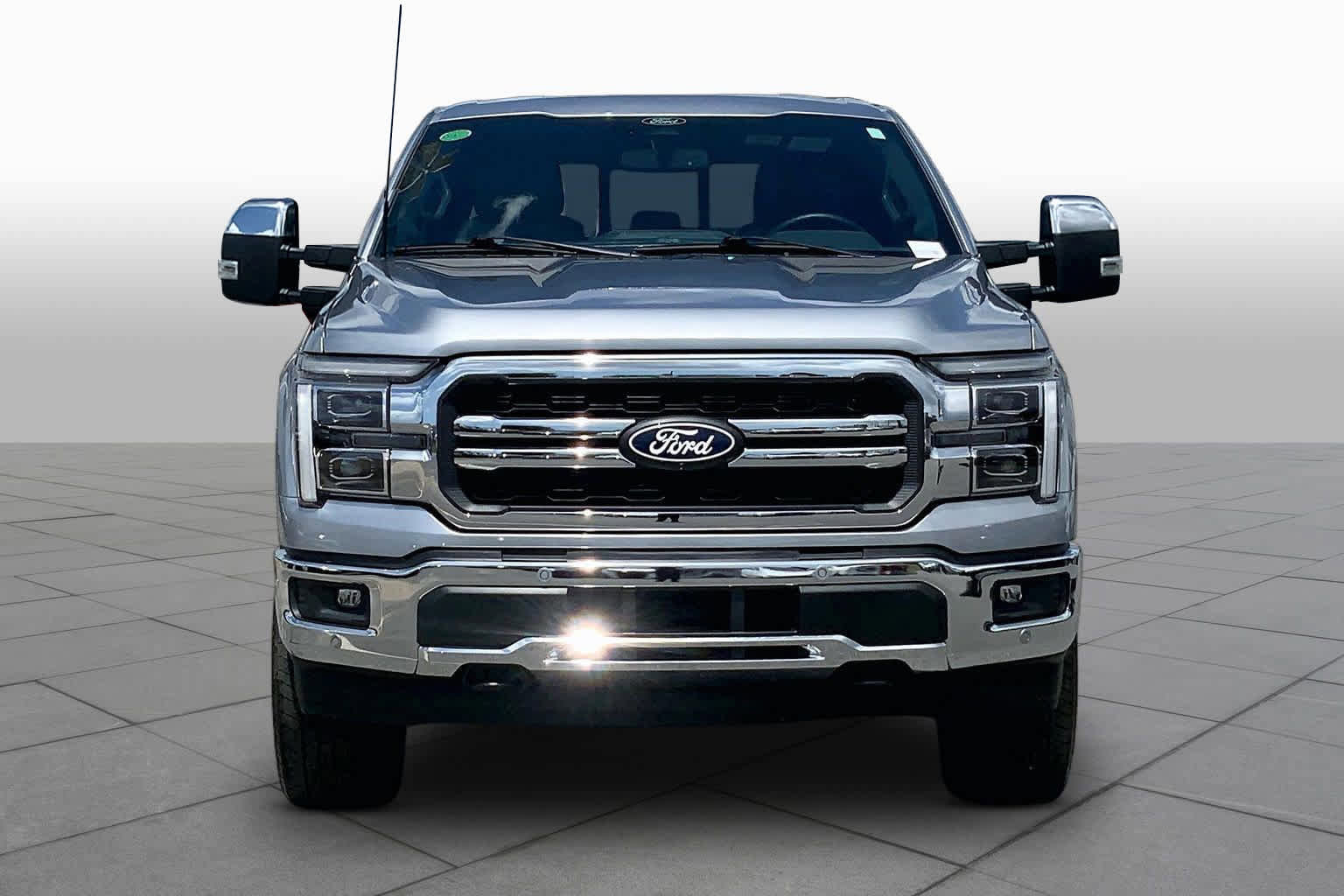 Used 2025 Ford F150 Lariat w/ Equipment Group 501A Mid AWD/4WD image 4