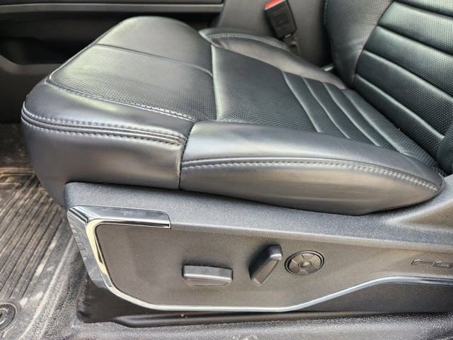 Used 2025 Ford F250 Platinum image 23