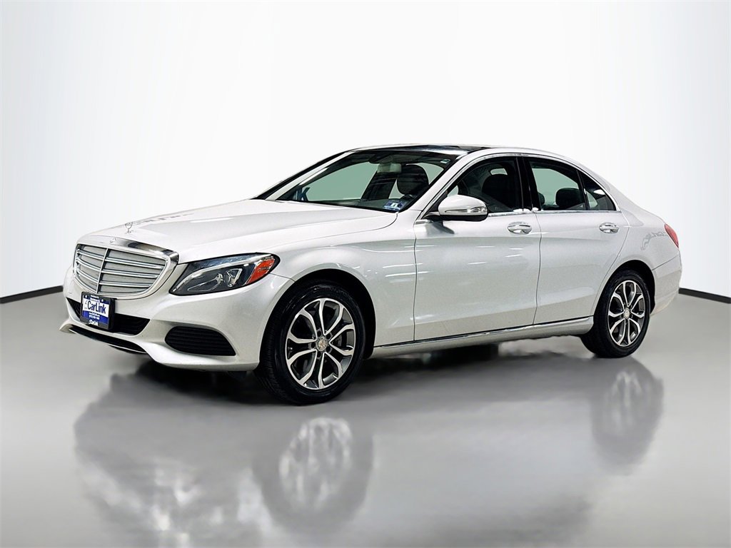 Used 2015 Mercedes-Benz C 300 4MATIC Sedan image 3