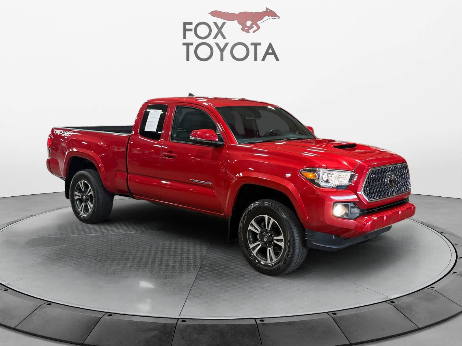 Used 2019 Toyota Tacoma TRD Sport w/ Technology Package AWD/4WD image 8
