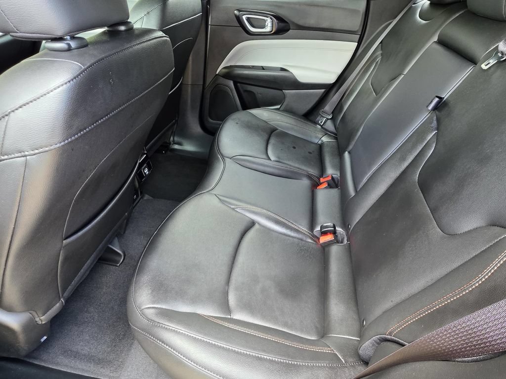 Used 2024 Jeep Compass Limited AWD/4WD image 9