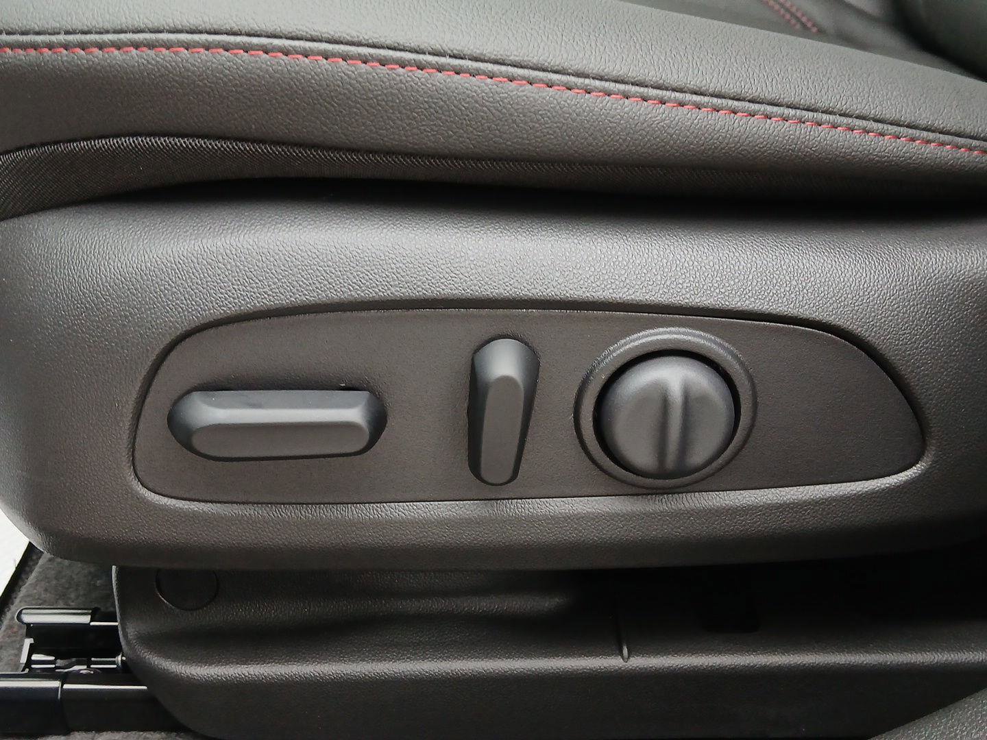 New 2026 Chevrolet Trax RS image 20