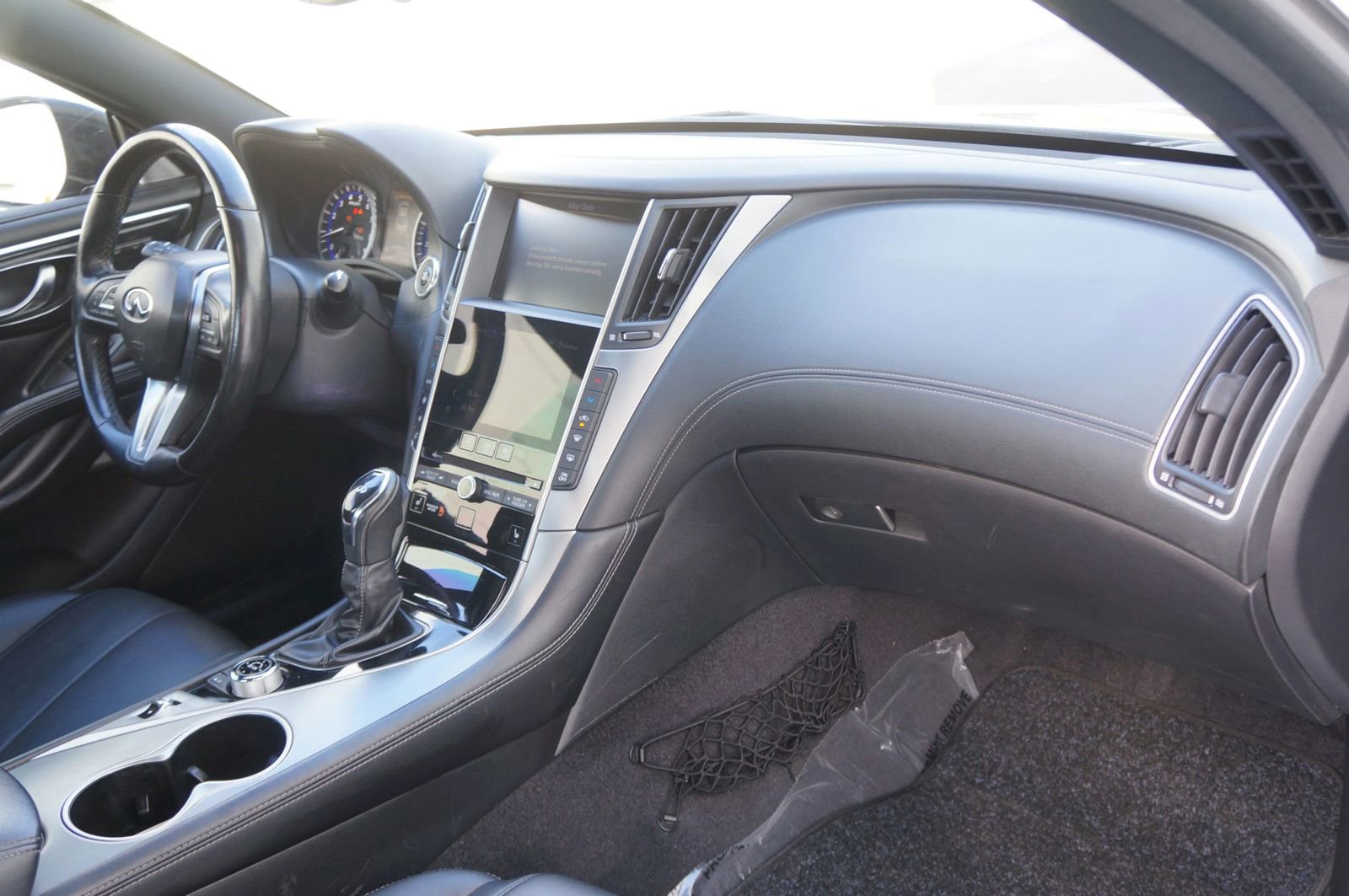 Used 2018 INFINITI Q60 3.0t Luxe w/ Sensory Package 3.0T Luxe AWD/4WD image 33