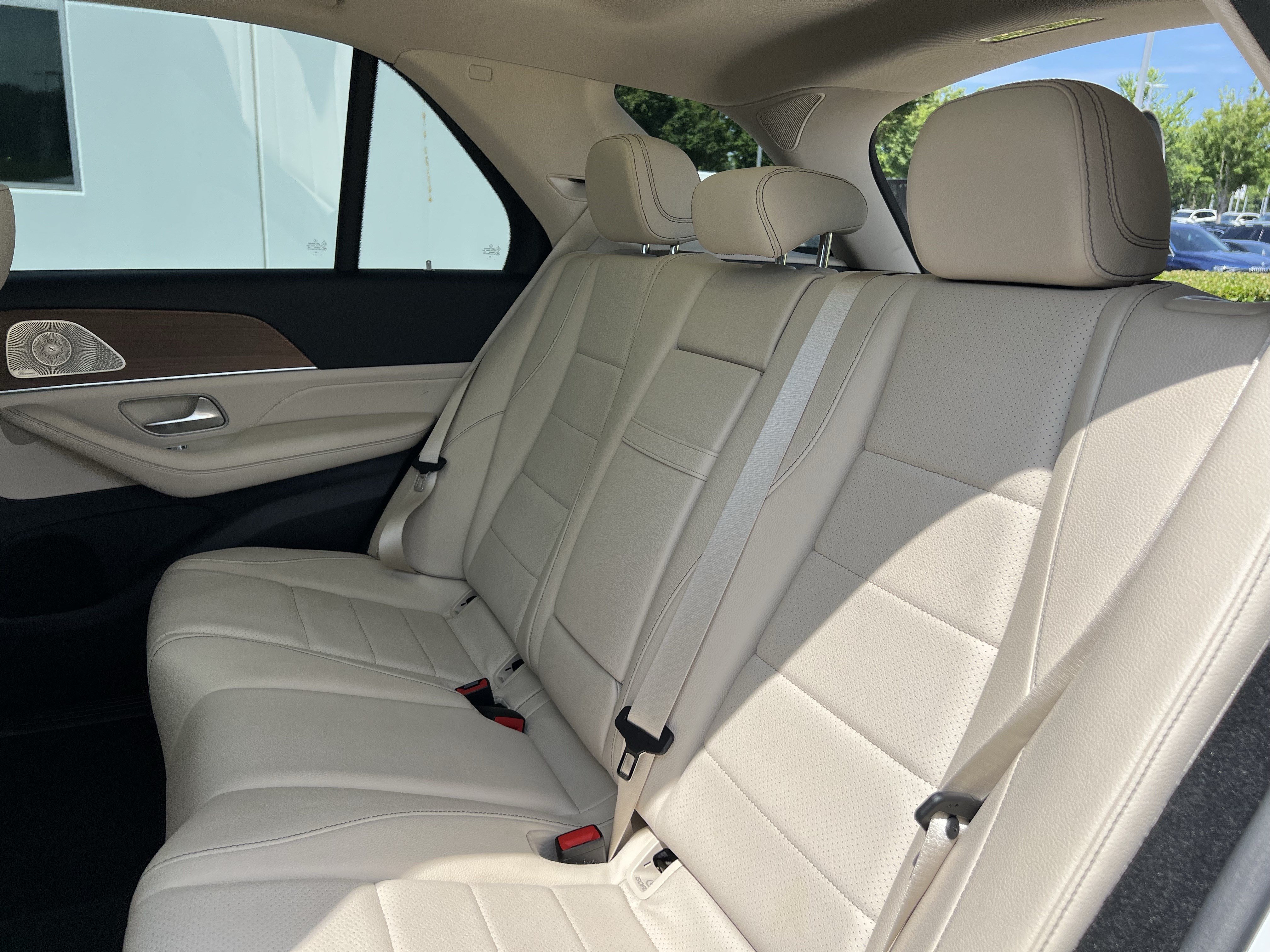 Used 2022 Mercedes-Benz GLE 350 4MATIC image 32