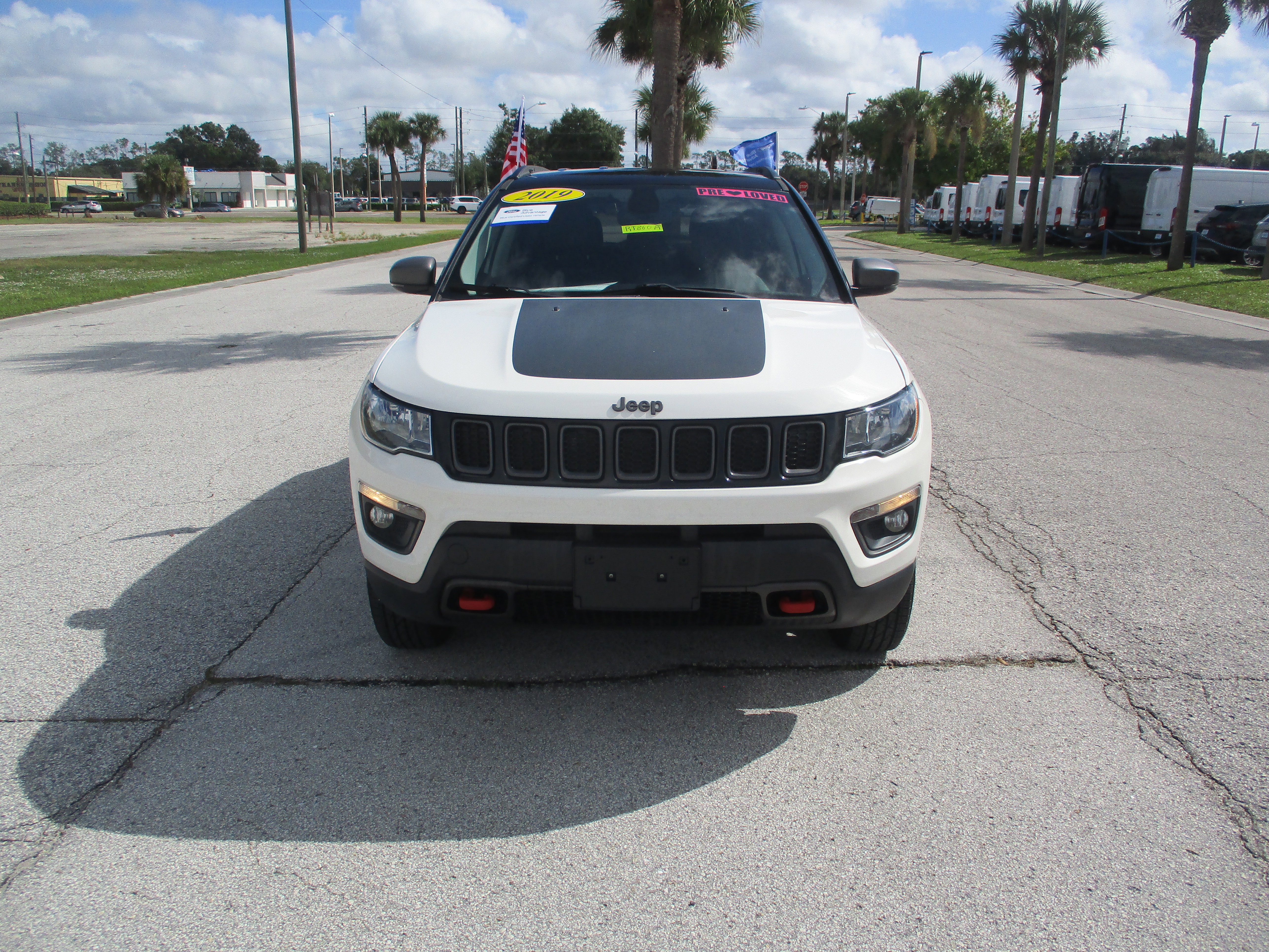 Used 2019 Jeep Compass Trailhawk image 2