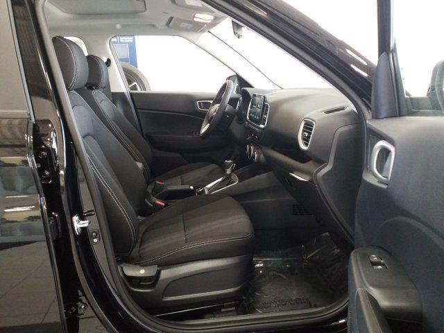 New 2026 Hyundai Venue SEL FWD image 17