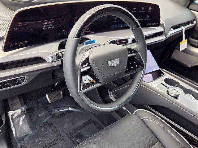 New 2027 Cadillac Vistiq Platinum AWD/4WD image 14