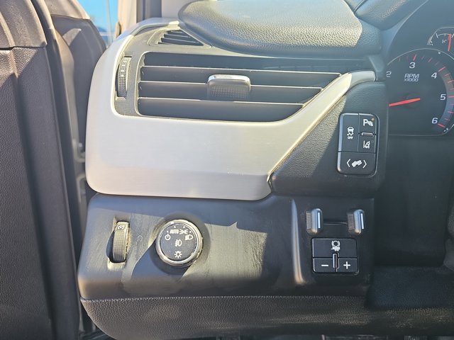 Used 2015 GMC Yukon XL SLT w/ Open Road Package image 14