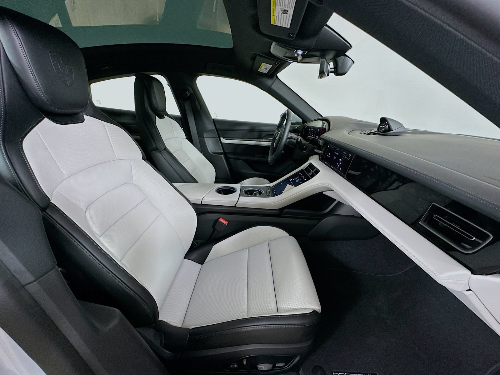 New 2026 Porsche Taycan AWD/4WD image 43