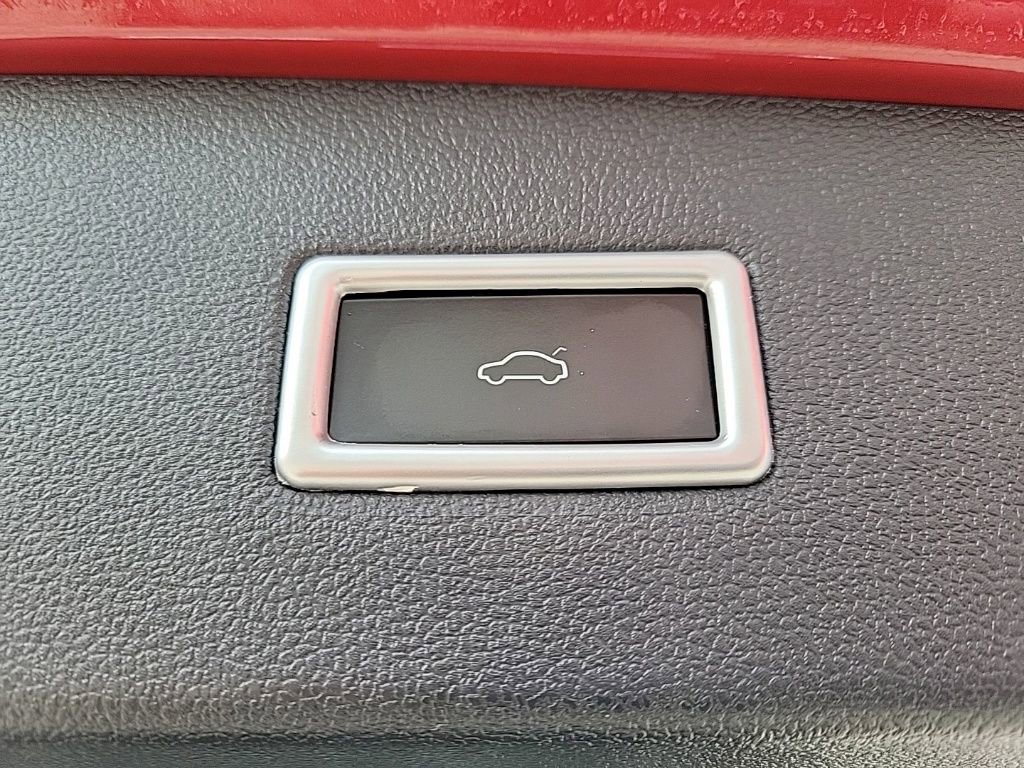 Used 2019 Volkswagen Tiguan SEL R-Line image 29