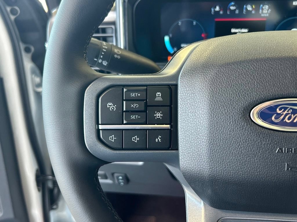 New 2026 Ford F250 Lariat w/ Black Appearance Package AWD/4WD image 43