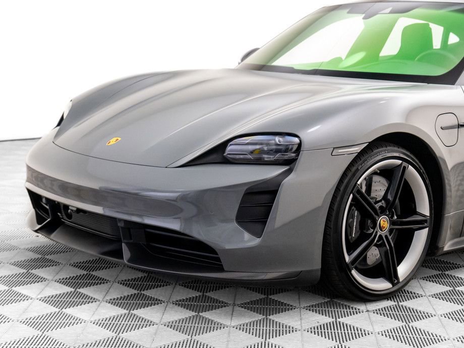 Used 2021 Porsche Taycan Turbo S image 36